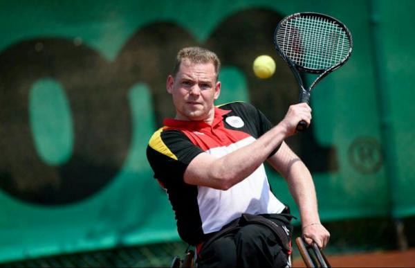 Leidenschaft liebt Leidenschaft: School GRC sponsert Leistungssportler Sven Hiller